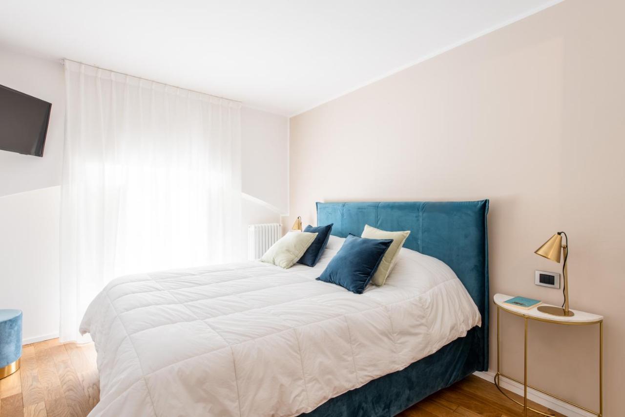 Moncada Suites & Apartments Palermo Buitenkant foto