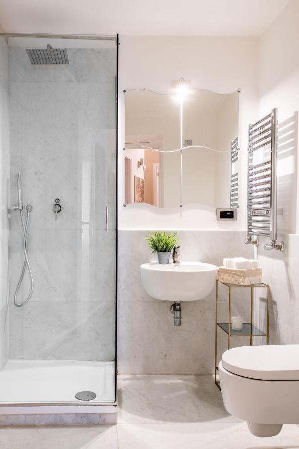 Moncada Suites & Apartments Palermo Buitenkant foto